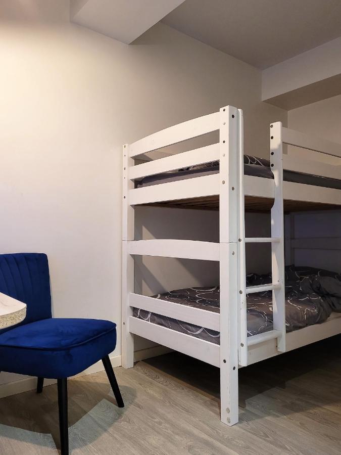 Appartement 3 Deux , 1 ,l'etablissement La A 2 Pas, Netflix, Lits Faits A Votre Arrivee, Serviettes De Toilette, Menage, Wifi, En Hyper Centre ,plage A 100m, Box A Velos, Paiement 3 Fois Sans Frais, Prix *