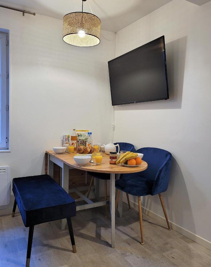 3 Deux , 1 ,l'etablissement La A 2 Pas, Netflix, Lits Faits A Votre Arrivee, Serviettes De Toilette, Menage, Wifi, En Hyper Centre ,plage A 100m, Box A Velos, Paiement 3 Fois Sans Frais, Prix Dieppe